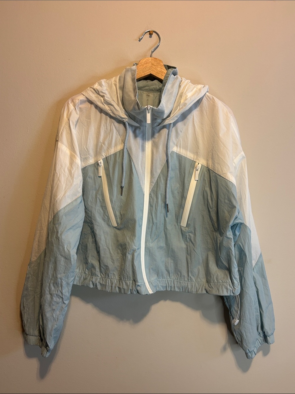 ✨Revival Light Blue & White Hooded Cropped Oversize Windbreaker Jacket Sz Medium